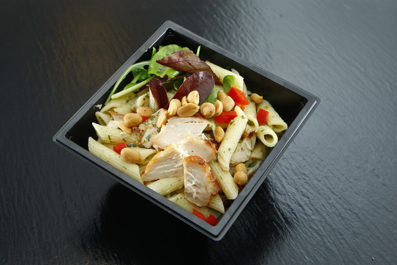 roof with, fried, plate, indulgence, crockery, 4K, black disposable tray, dinner, close-up, macaroni, peanuts, onion, food and drink, rocket, lunch, dining