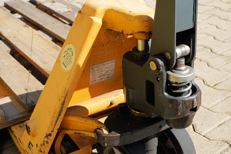 construction Industry, nature, Raise, mode of transportation, yellow, car, shadow, work tool, high angle view, still life, sunlight, day, Euro Pallet, Range