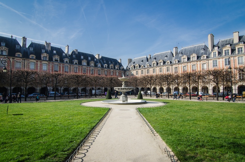 outdoors, sky, fountain, building exterior, history, architectural column, cloud - sky, nature, outdoor, travel destinations, architecture, gray, incidental people