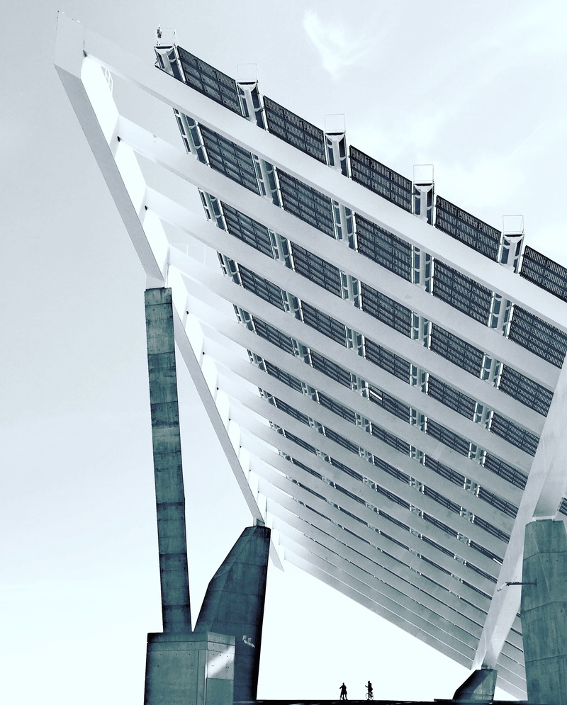 glass - material, 4K, port forum, low angle view, white, tower, modern, building, solar, panel, tall - high, office building exterior, architecture, photo