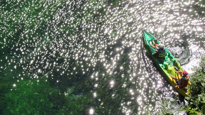 water, mode of transportation, real people, tree, nautical vessel, Sorgue, lifestyles, high angle view, mirroring, Active, vaucluse, light, south of france