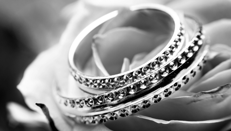 jewelry, silver colored, pattern, focus on foreground, ring, flower, black-and-white, platinum, celebration, ornate, pearl jewelry, bracelet, gray, jewellery
