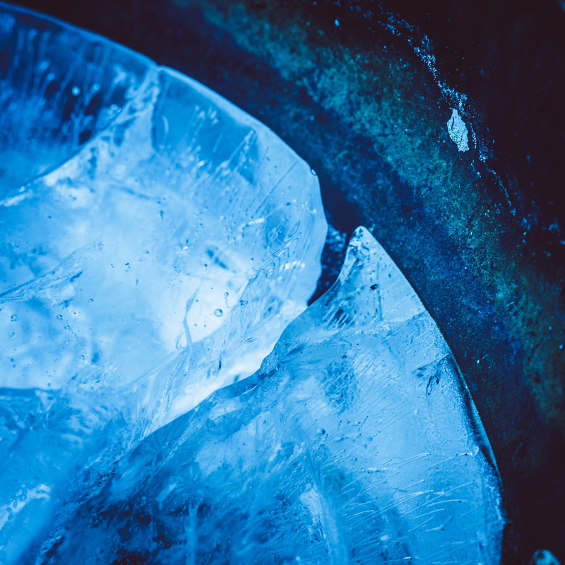 cold, bubble, household equipment, ze, crystal, still life, ice, gap, water, cold temperature, ice cube, food and drink, winter, nature, frozen, backgrounds