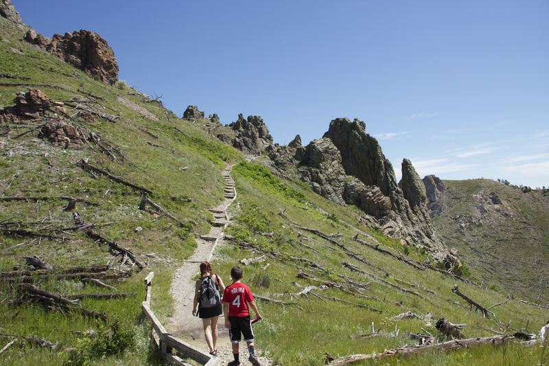 climbing mountain, activity, sky, dom, sport, climbing, landscape, vacations, lifestyles, trip, person, backpacker, travel, walking, adventure, climber
