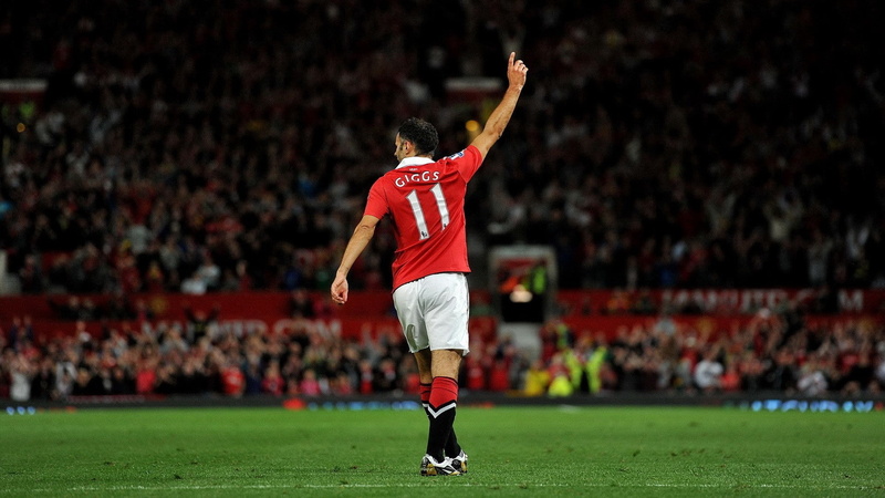 soccer player, arms raised, Ryan giggs, sportsman, full length, soccer uniform, athlete, soccer field, sport, Manchester united, spectator, rear view, team sport