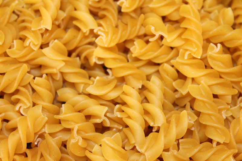 pastas, 1080P, raw food, spiral, healthy eating, carbohydrate - food type, yellow, Fusilli, full frame, comfort food, backgrounds, freshness, Noodles