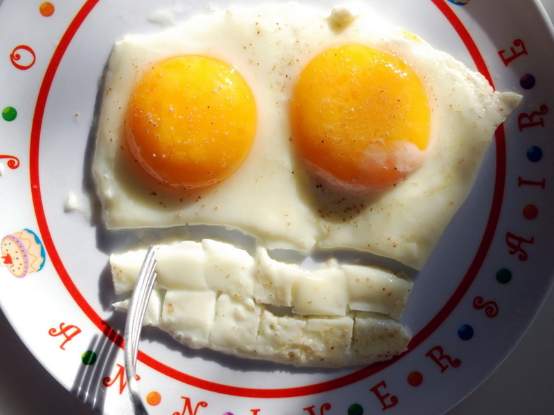 breakfast, serving size, fried Egg, fried eggs, food And Drink, eggs, side, no People, sunny side up, cool, kitchen utensil, color Image, cheese, egg, dinner