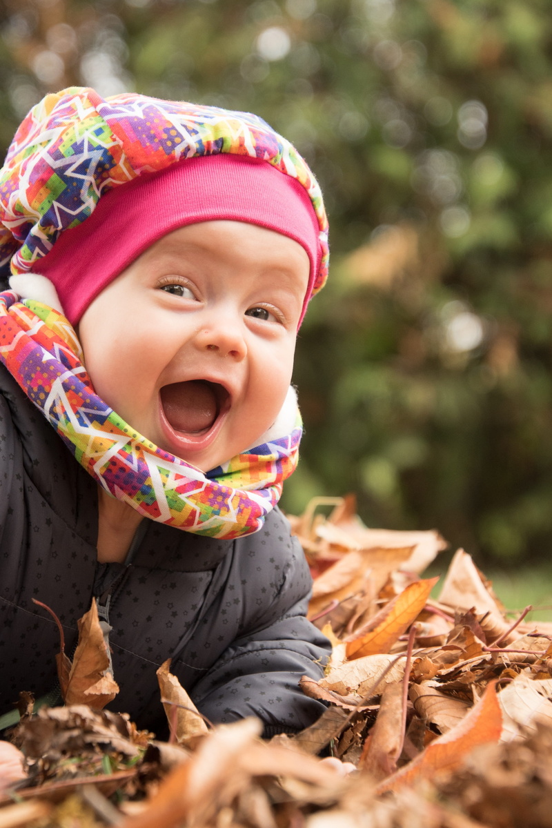 portrait, real people, babyhood, cute, day, scarf, 4K, toddler, nature, leaves, one person, happy, luck, headshot, child, cap, mouth open, autumn, warm clothing