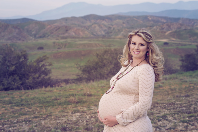 looking at camera, female, brown, caucasian Ethnicity, hairstyle, pregnancy, portrait, beautiful woman, love, 5K, mother, parent, maternal, woman, outdoors