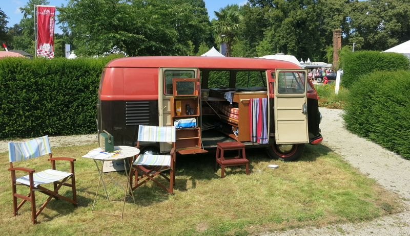 field, Oldtimer, chair, no people, vintage solid, table, Dyck, city, seat, Schloss, plant, land, real people, land vehicle, sunlight, vw bus, mode of transportation