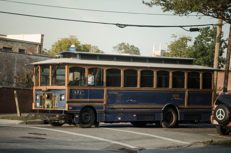 mode of transport, sunlight, cable, rail transportation, trolley, land vehicle, street, building exterior, road, wilmington, public transportation, Usa