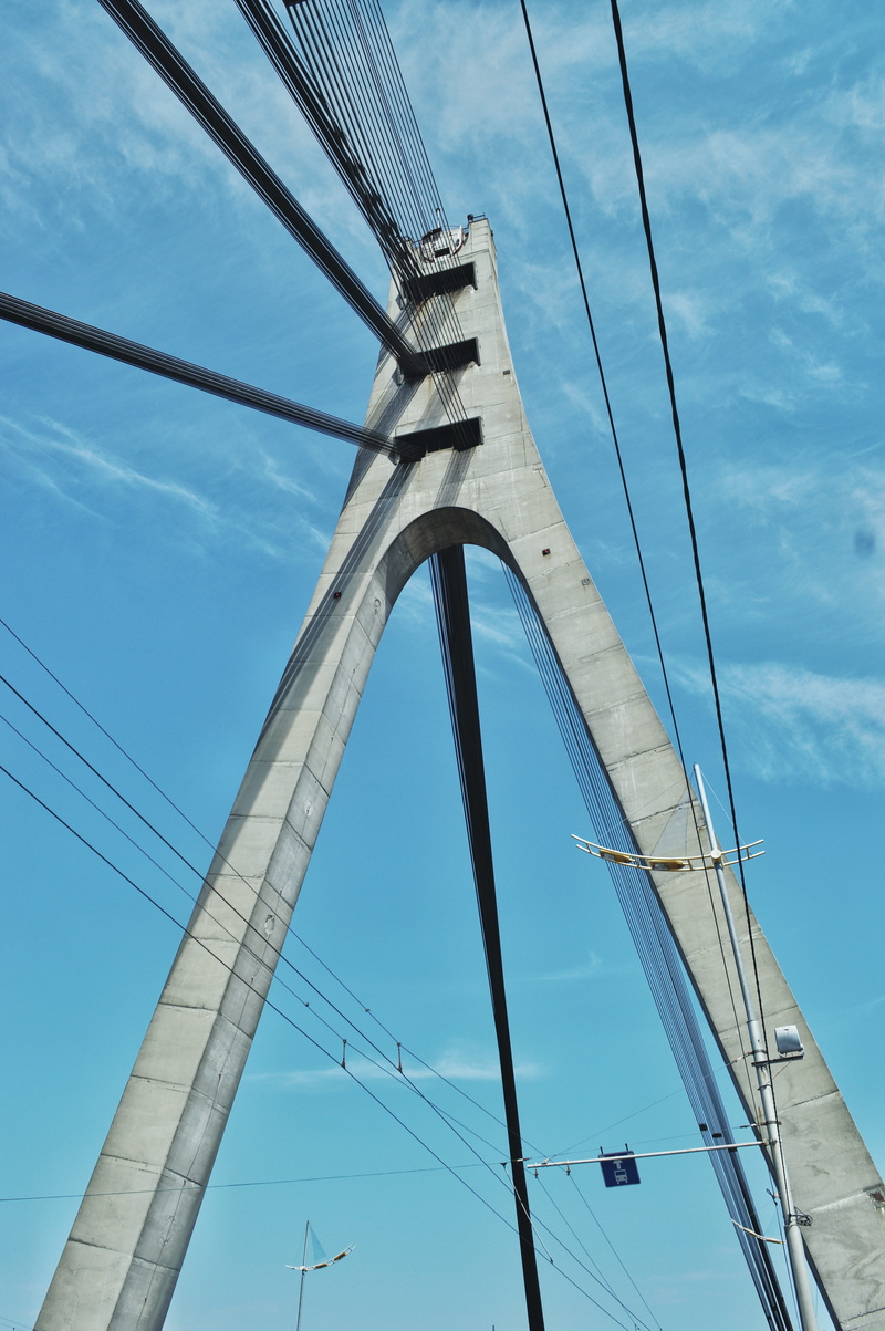 outdoors, power supply, cloud, architecture, moscow bridge, cable-stayed bridge, bridge, sailboat, cable, cloud - sky, metal, connection, 5K, engineering