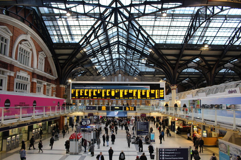 travel destinations, rail transportation, crowd, railway station, london, built structure, city, women, large group of people, station, transportation