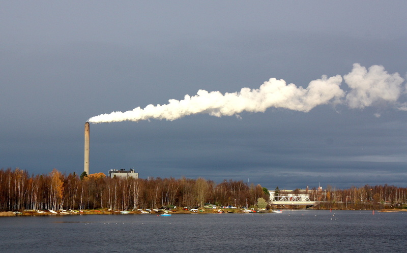 clouds, air pollution, fumes, pollution, built structure, river, sky, outside, fall, smoke - physical structure, scenic, environmental issues, building exterior