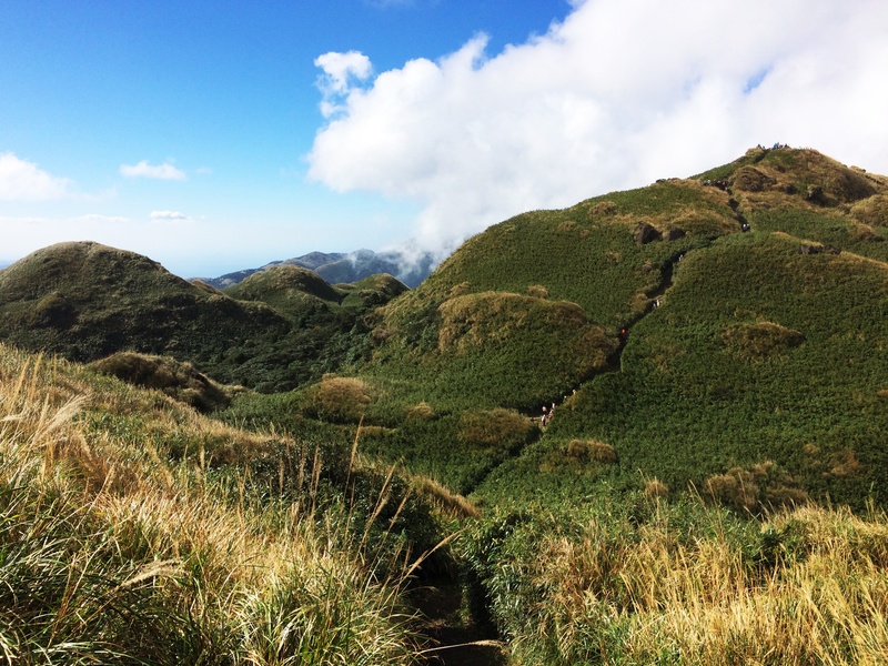 clouds, scenics - nature, nature, 2K, land, grass, qixingshan, green color, landscape, growth, taiwan, vista, tranquility, beauty in nature, day, non-urban scene