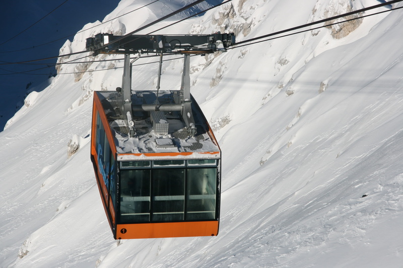 mountain, ski lifts, location, transportation, day, alpine, cable car, from, 4K, snowcapped mountain, lifts, no people, chairlift, ski lift, snow, friuli venezia giulia