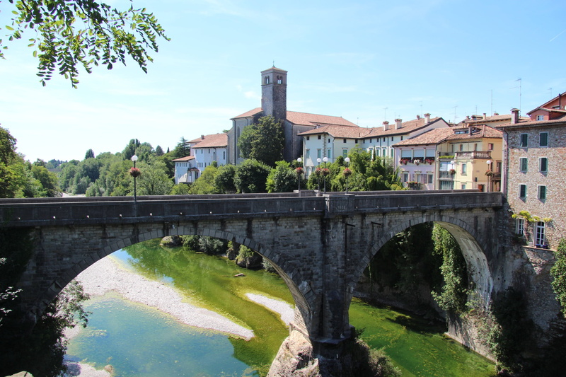 outdoors, building, built structure, 2K, no people, famous Place, europe, transportation, arch bridge, connection, bridge, town, city, plant, architecture