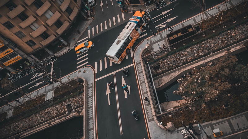 transportation, outdoors, street, built structure, day, real people, architecture, travel, taiwan, incidental people, high angle view, building exterior