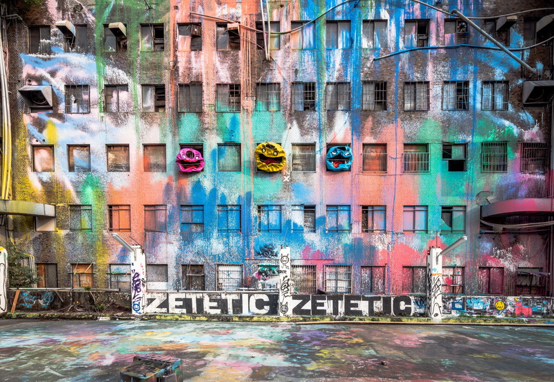 building, built structure, street art, wall painting, wall - building feature, building exterior, dilapidated, ruin, lapsed, taiwan, graffiti, city life