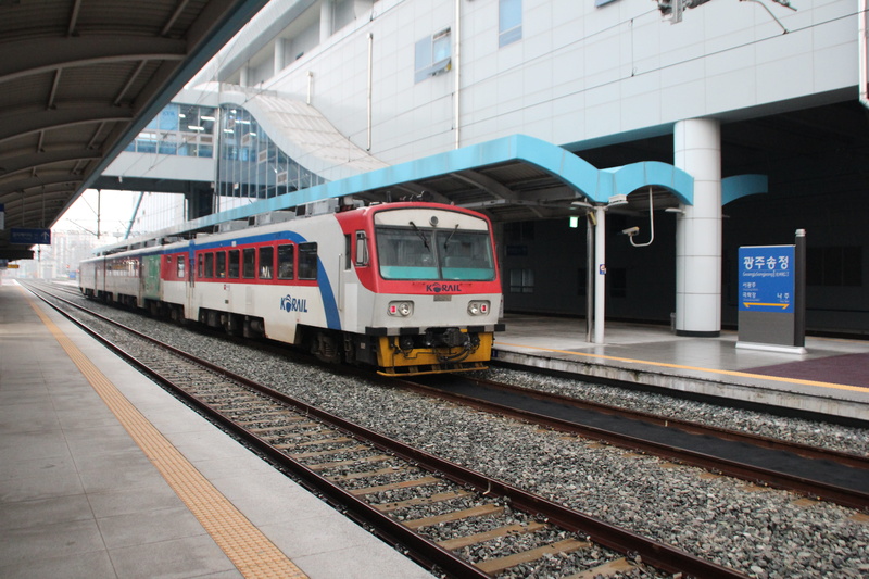 train, transport, shipping, platform, korea, architecture, building exterior, mode of transportation, track, diesel car, railroad track, city, republic of korea
