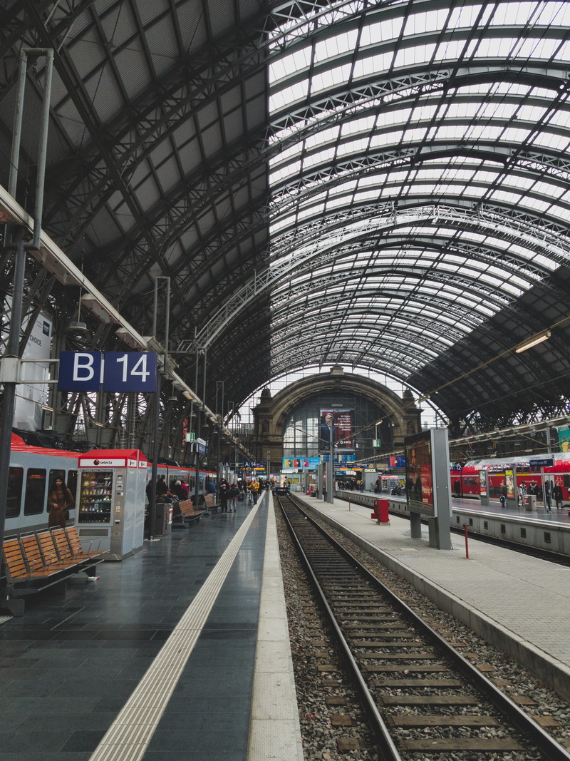 terminal, public transportation, indoors, streetcar, train - vehicle, arrival, electronics, train, screen, rail, railway, built structure, arch, urban