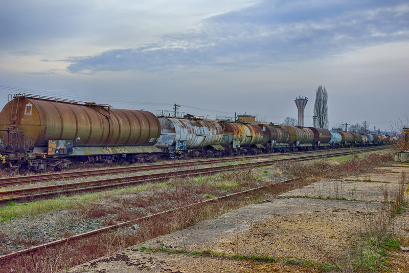 field, horizontal plane, industry, freight transportation, 1080P, business, transportation, sky, nature, food and drink industry, cloud - sky, shunting yard