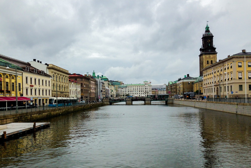 canal, gothenburg, reflection, waterfront, architecture, outdoors, travel, river, sky, city, mode of transportation, incidental people, bus, 2K, day, water