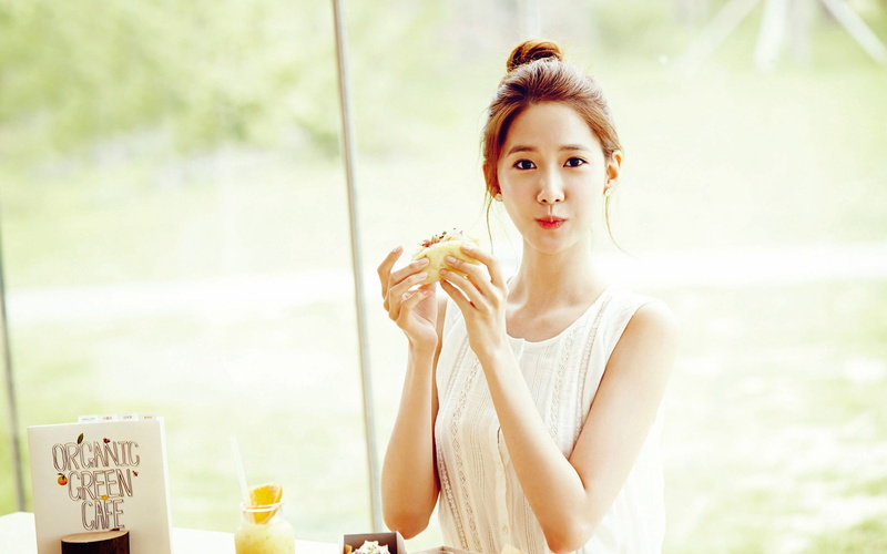beautiful people, korean, refreshment, girls, photo, looking at camera, drinking, young women, young adult, 2K, one person, outdoors, glass, emotion, generation
