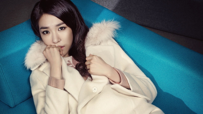 lying down, young adult, clothing, hairstyle, beauty, blue, hair, relaxation, warm clothing, indoors, young women, snsd girls generation asian model musicians korean tiffany hwang