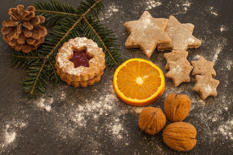 christmas celebration, walnuts, winter time, cookie, advent, bake, brown, juicy, sweet, christmas time, star shape, fruit bowl, citrus fruit, food and drink