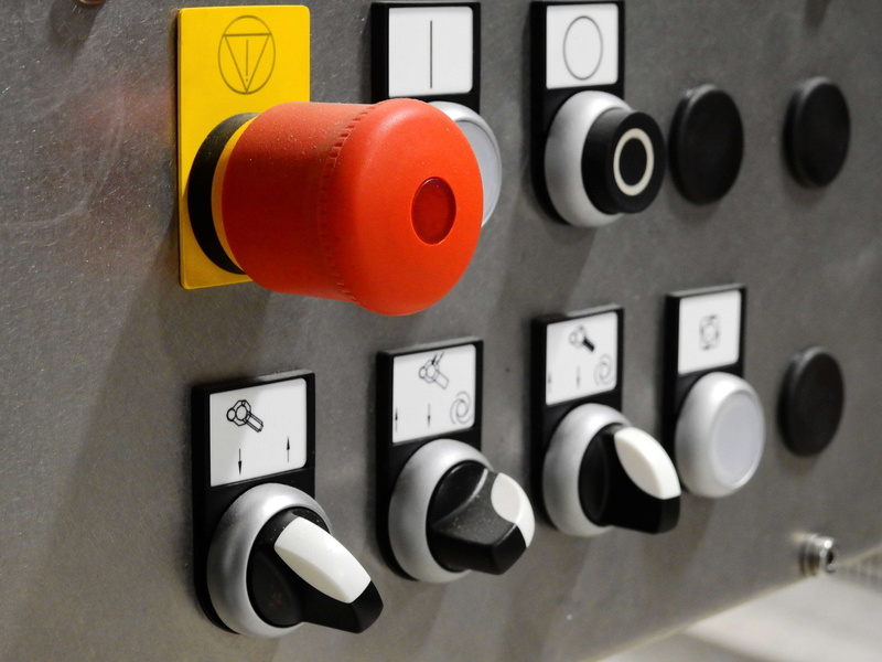 electrical engineering, red, plant, technology, close-up, 4K, no people, ad, switch, controller, electrical equipment, electricity, anlagentechnik, outlet