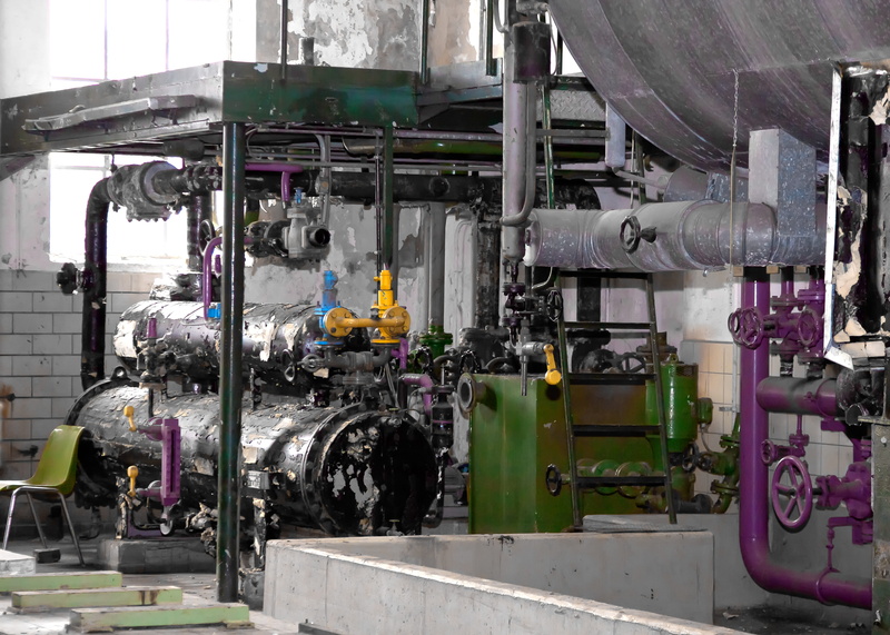 water connection, lines, full pipe flowmeters, flange, motor vehicle, no people, ailing, manufacturing equipment, piping, day, equipment, pipes, water pipes