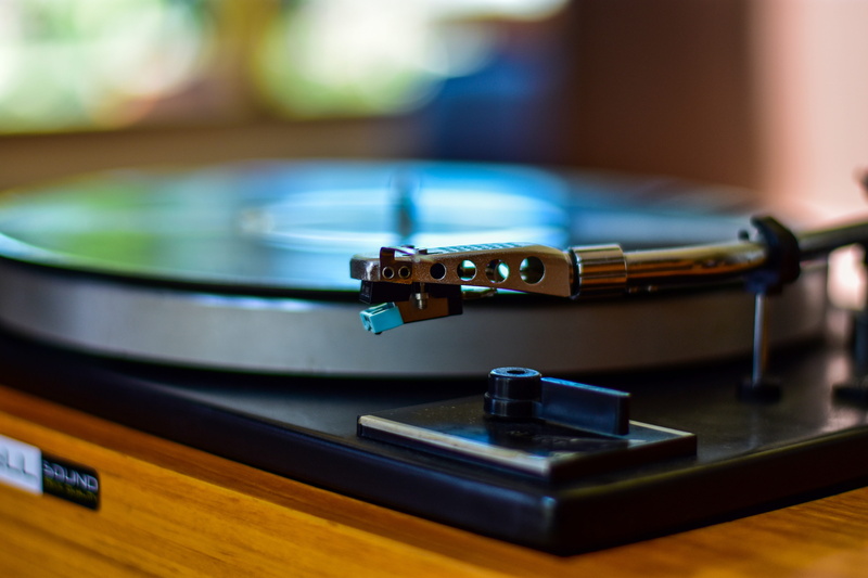 technology, music, indoors, audio equipment, tap disks, vinyl, close-up, record player needle, musical instrument, old, arts culture and entertainment