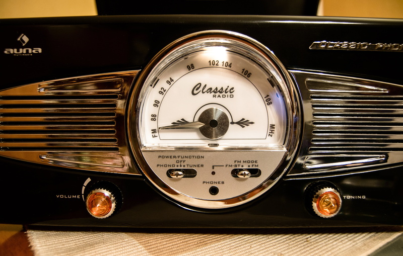 shape, auna, turntable, retro styled, mode of transportation, vintage car, electronic, black, gray, photography, no people, antique, knob, gramophone, music