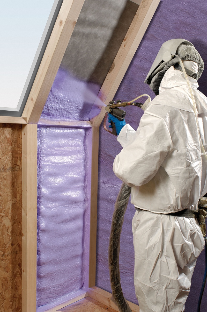 purple, poddasze, polyurethane foam, man, working, clothing, real people, izolacja, pianka poliuretanowa, indoors, gray, rear view, day, pur, door, paint
