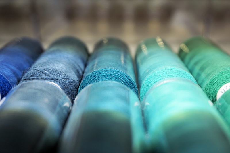 textile, coil, colorful, day, thread spool, blue, industry, close-up, selective focus, casual clothing, 4K, sew, craft, textile industry, sew on, yarn