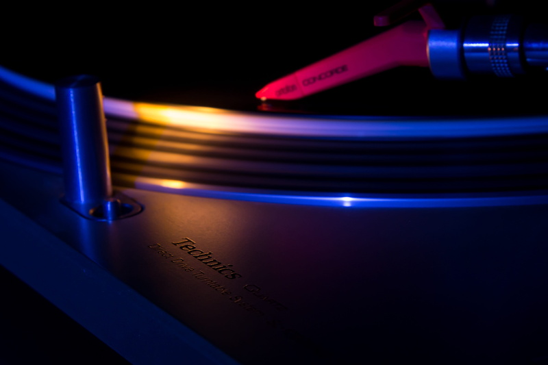 audio equipment, nightlife, sound recording equipment, illuminated, rock music, studio shot, no people, turntable, blue, 4K, night, arts culture and entertainment