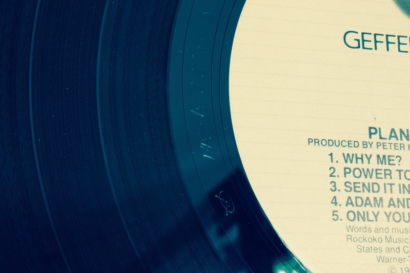 turntable, nostalgia, record, tinge, detail, arts culture and entertainment, information, full frame, script, technology, western script, background, indoors