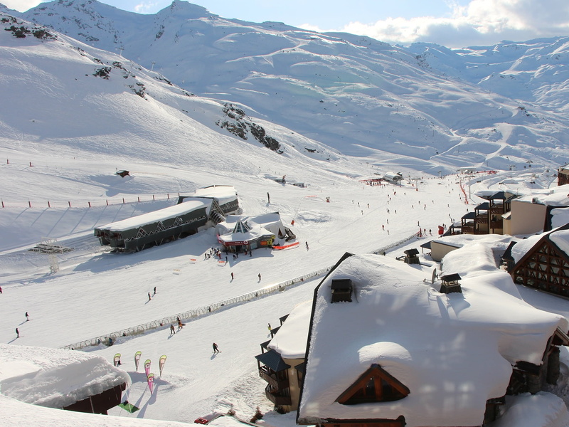 cold temperature, snow, building exterior, beauty in nature, high, mountain, alps, landscape, mode of transportation, ski, nature, mountains, alpine, mountain range