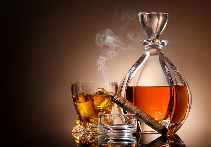decanter, background, ashtray, cigar, ice, 5K, wine, smoke, glass