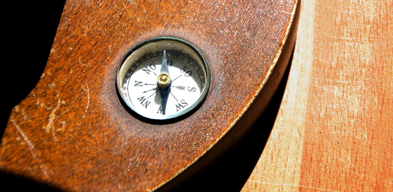 metal, mode of transportation, day, antique, brown, rustic, nautical vessel, single Object, objects/Equipment, old, direction, nostalgia, Magnetic, high angle view