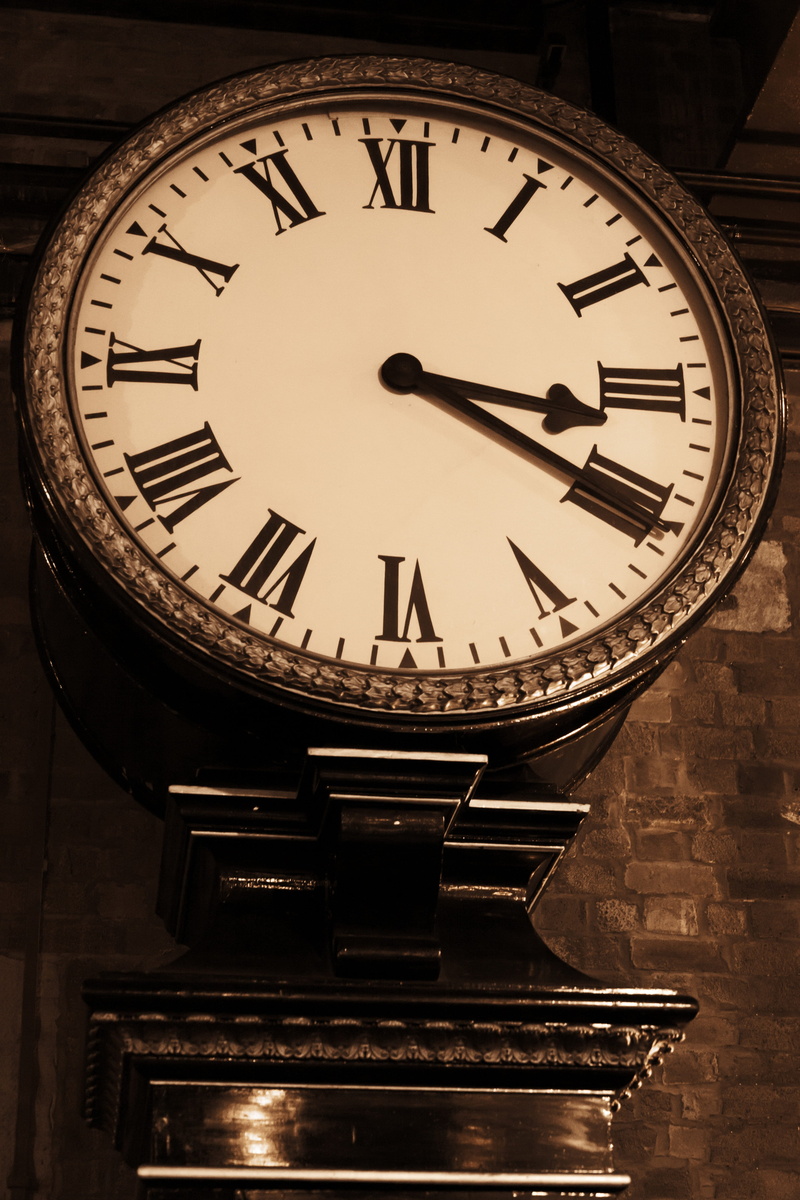 minute hand, no people, minute, clock, wall - building feature, 4K, clock face, low angle view, sepia, wall clock, retro, circle, style, hour, geometric shape