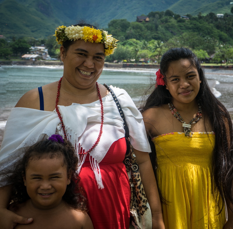 smiling, standing, real people, siblings, kids, emotion, portrait, asia, hairstyle, family, marquesas islands, woman, yellow, wearing, dress, strapless
