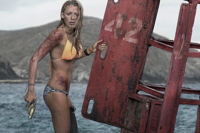 young adult, rusty, Nancy (The Shallows), Movie, sea, lifestyles, one person, metal, shirtless, day, 1080P, nature, adult, beach, focus on foreground