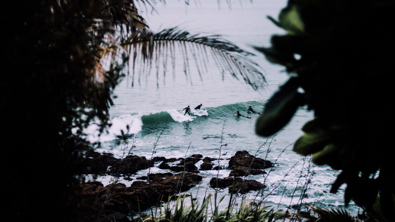 non-urban scene, 5K, water, day, reflection, silhouette, plant, solid, trees, leaf, nature, outdoors, surfers, beauty in nature, no people, rock, high angle view