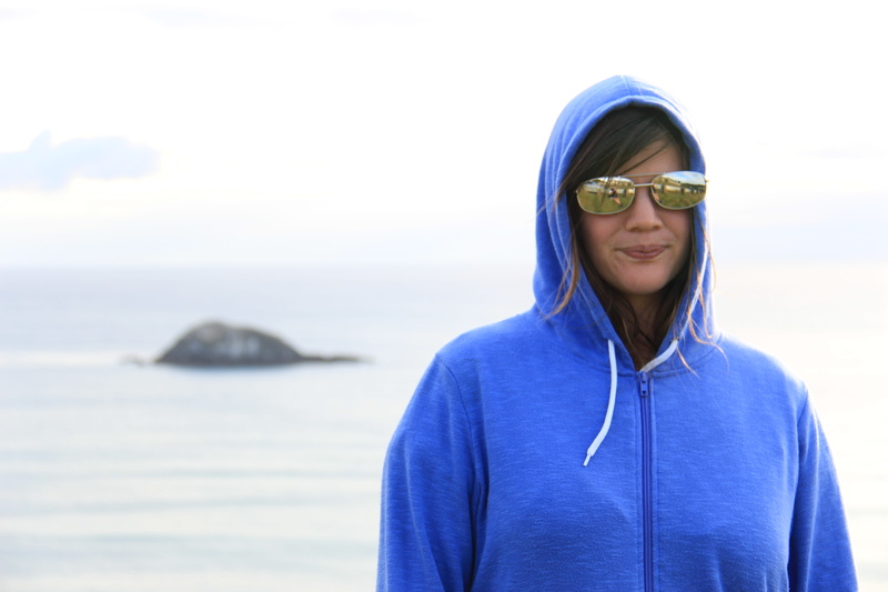 new zealand, smiling, happiness, young adult, fashion, sunglasses, lifestyles, portrait, standing, real people, maori bay, leisure activity, hairstyle