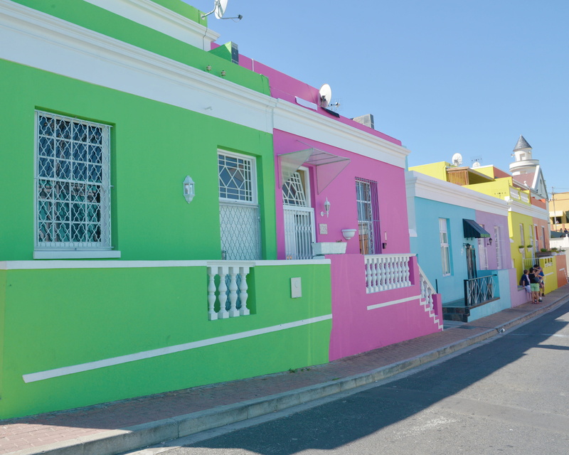outdoors, Table Mountain, buildings, Bo, window, pink color, built structure, multi colored, day, sky, industry, bo-kaaps, assorted, daytime, street, building exterior