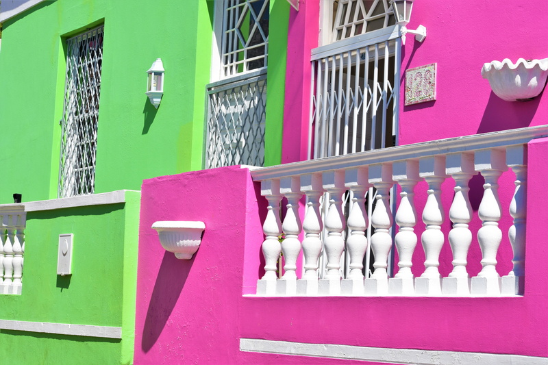large group of objects, pink color, south africa, cape town, arrangement, no people, bo, nature, groen, verde, bottle, container, shelf, rosada, side by side