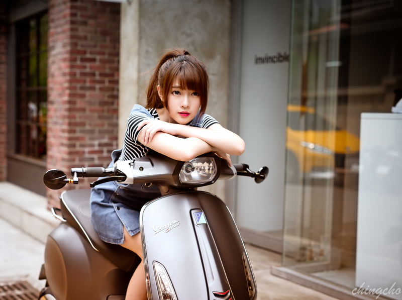beautiful woman, hd, hairstyle, bangs, blue, 5K, transportation, Beautiful, looking at camera, women, innocence, scooter, real people, focus on foreground