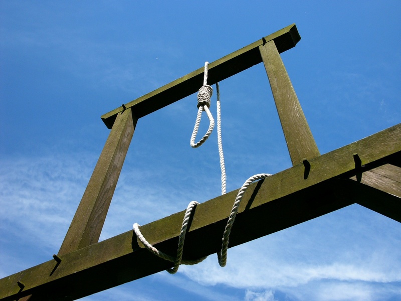 rope, no people, metal, sky, nature, wooden frame, low angle view, hanging, blue sky, machinery, architecture, day, gallows, chain, built structure, blue